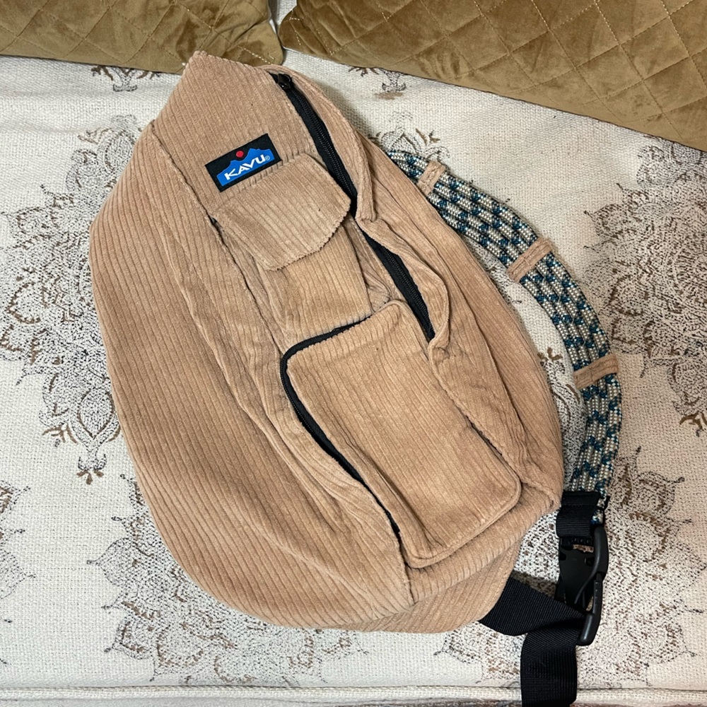 Kavu sling 🤎